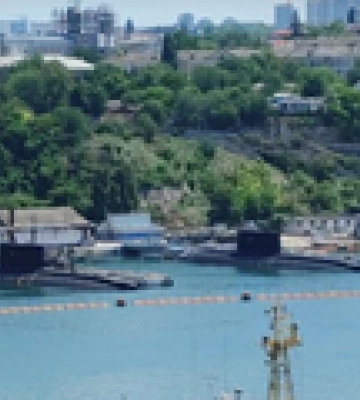 Из Севастополя в море РФ вывела пять подводных лодок
