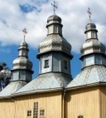 На Киевщине активисты ПЦУ захватили храм УПЦ На Киевщине активисты ПЦУ захватили храм УПЦ