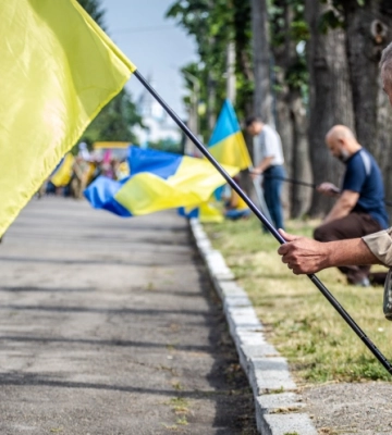 На Дніпропетровщині попрощалися з загиблим десантником Віктором Ляхом