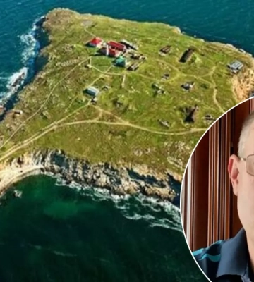 Жданов объяснил, почему побег россиян со Змеиного такой же важный, как потопление &quot;Москвы&quot;