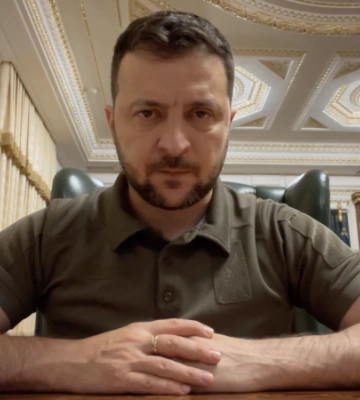Острів Зміїний – це стратегічний пункт, його звільнення значно змінює ситуацію в Чорному морі, - Зеленський