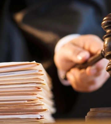 ДБР скерувало до суду справи про держзраду ще двох суддів із Криму