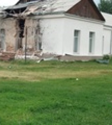 По селу на Сумщині ворог випустив шість ракет