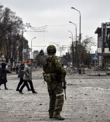 The Guardian: Лояльные к Кремлю неонацисты пытают и убивают пленных украинцев