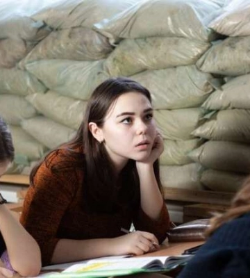 За парти під виття сирен. Як Київ готується до навчання офлайн