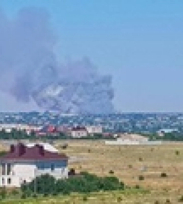 В окупантів горять три склади - соцмережі