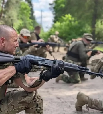 Наразі біля Лисичанська йдуть запеклі бої, але саме місто не оточене, - Нацгвардія