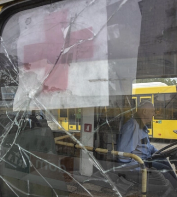 У КМДА розповіли про двох водіїв, які рятували людей із передмістя Києва