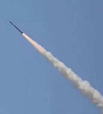 Оккупанты выпустили 3 ракеты по пригороду Кривого рога. Из-за обстрелов уничтожено предприятие
