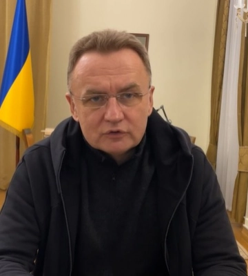 Большая часть Львова до сих пор без света после обстрелов – мэр