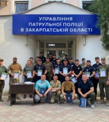 Патрульні поліцейські Закарпаття отримали цінний досвід у навчаннях з застосування тактики використання дронів у польових&amp;hellip;