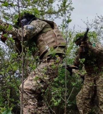 Российские захватчики усиливают удары вблизи Бахмута, чтобы изолировать город — ISW