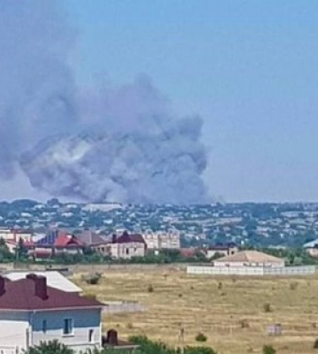 Украинские защитники уничтожили вражеский склад боеприпасов в Чернобаевке