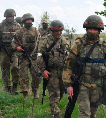 Росія хоче відправити воювати в Україну випускників шкіл