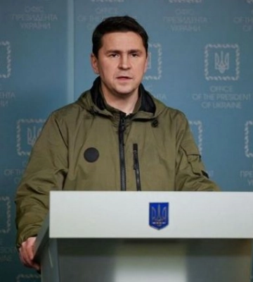 Подоляк прокомментировал утренние обстрелы Киева