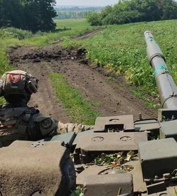 Росія за добу втратила 230 військових, 10 бронемашин, 5 танків і 3 артсистеми, - Генштаб ЗСУ