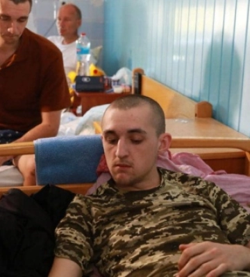 У Запоріжжі лікують 14 захисників Азовсталі, які повернулися з полону