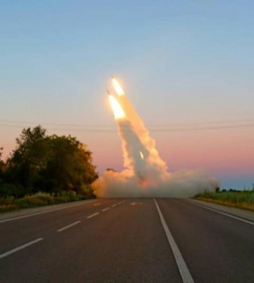 HIMARS вже на Запоріжжі: військові показали роботу реактивних систем