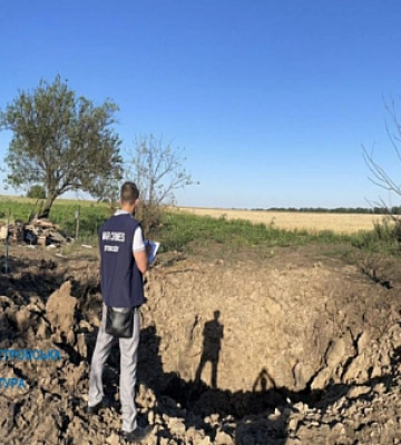 В Криворожском районе оккупанты уничтожили 90 гектаров будущего урожая