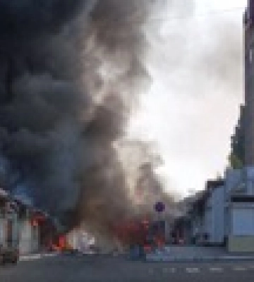 Біля вокзалу в Донецьку спалахнула пожежа - ОВА