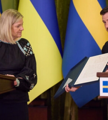 Швеція передала Україні копію історичного документа, який уберігав козаків від утисків Москви