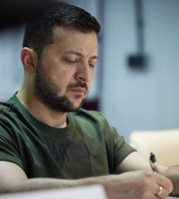 Зеленский создал в Донецкой области 14 военных администраций