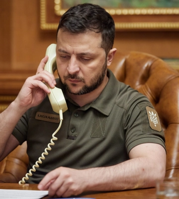 Україна веде переговори щодо морського експорту зерна з Туреччиною та особисто з генсеком ООН - Зеленський