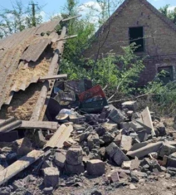 рашисти знову завдали ракетного удару по Степногірську у Запорізькій області – обстрілюють приватні будинки