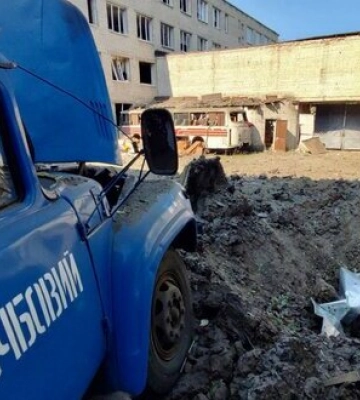 Окупанти завдали ракетного удару по навчальному закладу у Харкові