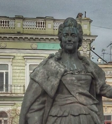 Пам’ятник Катерині ІІ. Чиновник одеської мерії виступив проти та спровокував скандал