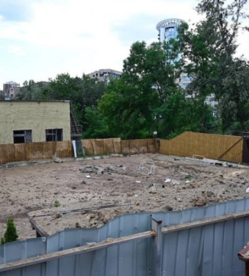 У Києві ракета окупантів зруйнувала дитячий садок