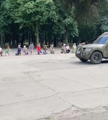 В Апостолово провели в последний путь защитника Украины : видео