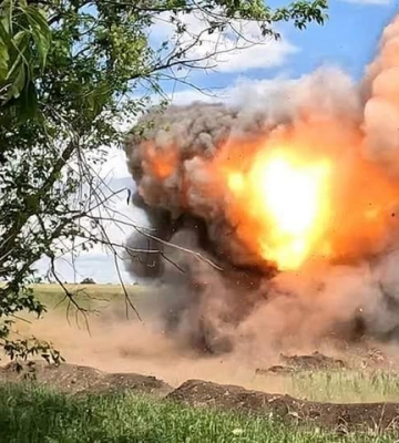 Ворог наступає в районі Луганського та веде штурмові дії поблизу Мазанівки, - Генштаб ЗСУ