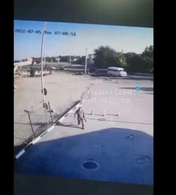 В Днепре военный расстрелял собак на заправке (видео)