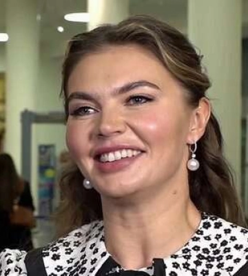 Життя коханки Путіна в Лугано. Нардепка зібрала цікаві факти від місцевих
