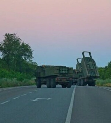 Окупанти бояться ударів HIMARS та тікають з баз та складів у Запорізькій області, - ОВА