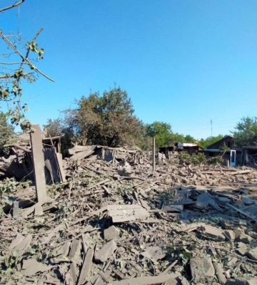 Окупанти обстріляли Торецьк: під завалами опинились люди, - ФОТО
