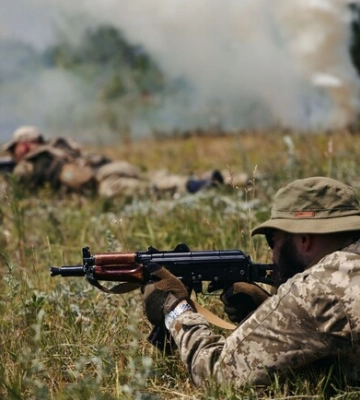 Запорізькі захисники розповіли, як проходять їхні дні на передовій (відео)