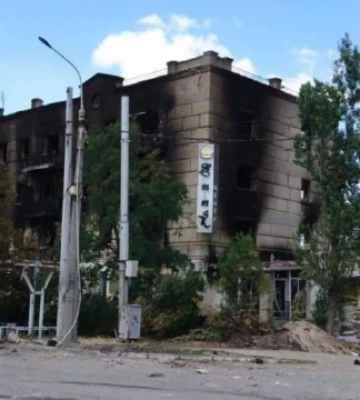 росіяни артилерією знищують навколишні села, щоб вийти  на адмінмежу Луганщини