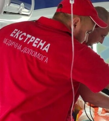 У Харківській області &quot;швидка&quot; потрапила під російський обстріл