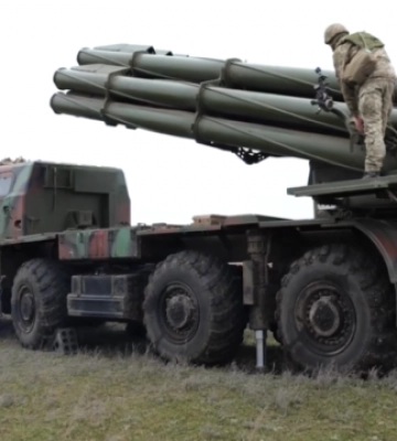 росіяни вдарили вночі по Миколаєву з РСЗВ «Смерч» та ракетами С-300