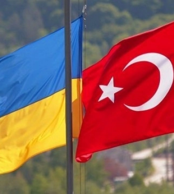 Міністри оборони України й Туреччини обговорили повернення турецьких літаків