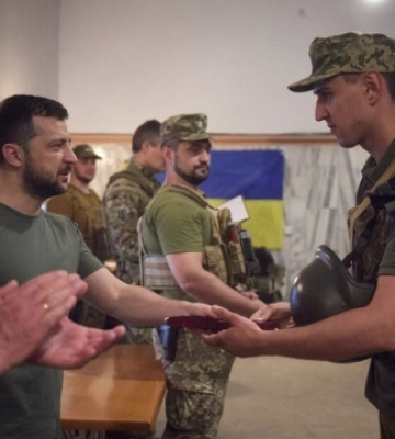 Зеленський відвідав передові позиції захисників на Дніпропетровщині