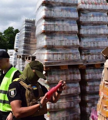 В Оболонському районі столиці викрили схему продажу гуманітарної допомоги