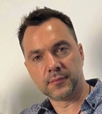 Олексій Арестович відповів на погрози путіну, і не забув про черговий прогноз: &quot;Вже закінчуєте&quot;