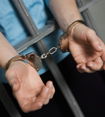 Під Києвом правоохоронці затримали голову Броварської РВА Проскочило та його радника на хабарі в 350 тисяч гривень