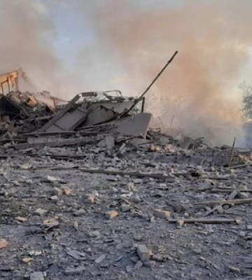 Обстріляли ТЕС, залізничну станцію та будинки: Наслідки ракетних ударів окупантів по Донеччині. ВІДЕО+ФОТОрепортаж