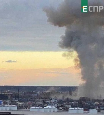 ВСУ уничтожили склад боеприпасов россиян в Чернобаевке — детонацию слышно и видно в Херсоне