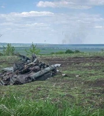 ЗСУ на півдні збили три безпілотники ворога і спалили три склади боєприпасів