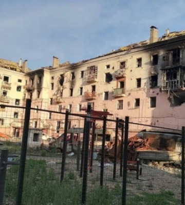 В Мариуполе под завалами обнаружили более сотни тел: погибли во время бомбардировки